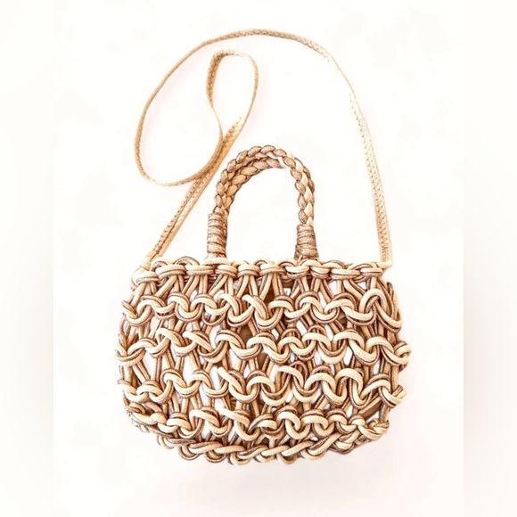 DEBBIE KATZ - PARIS CROCHET KNIT HANDBAG CREAM MSRP $228 - Picture 1 of 16